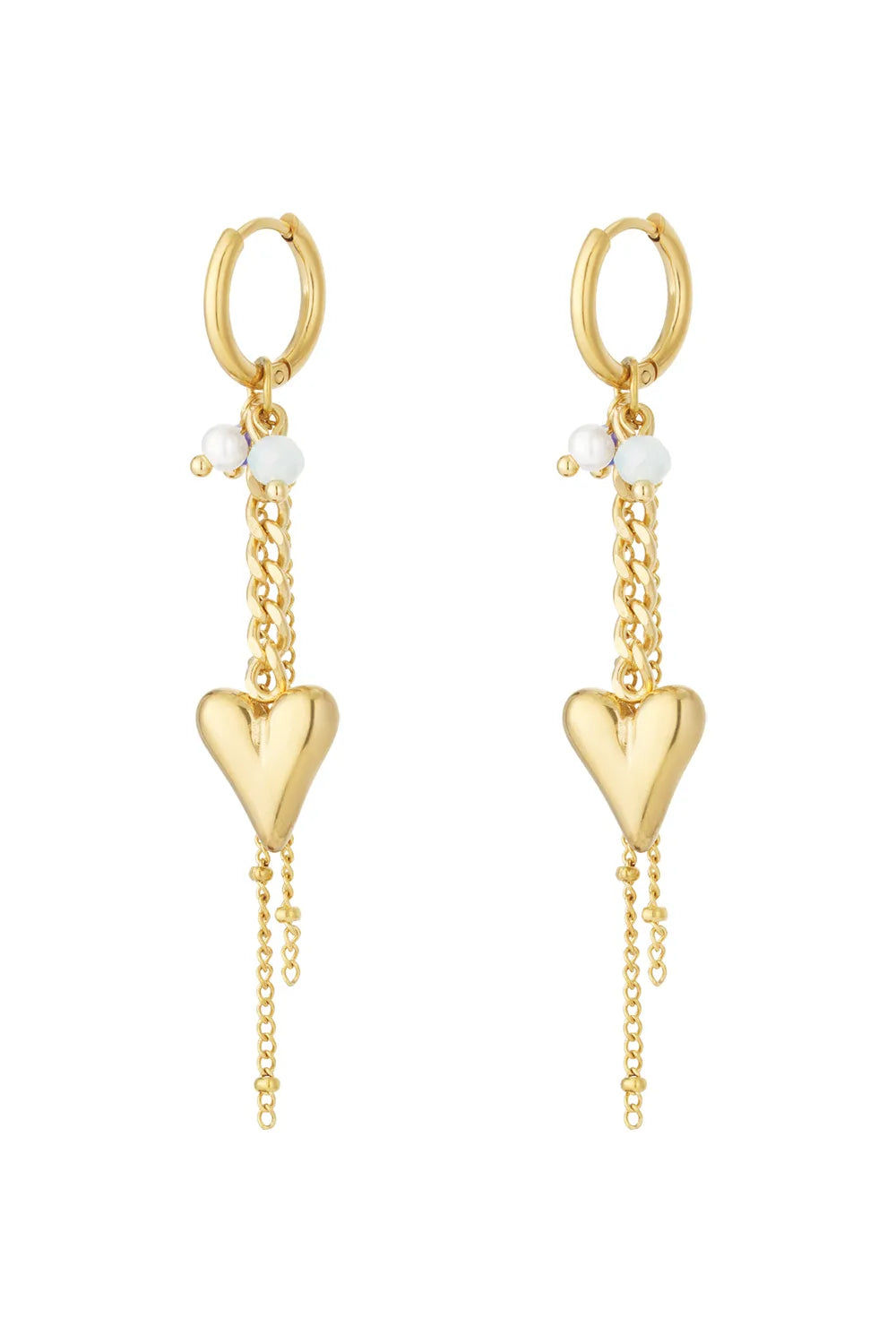 Hartvormige oorbellen met ketting en parel